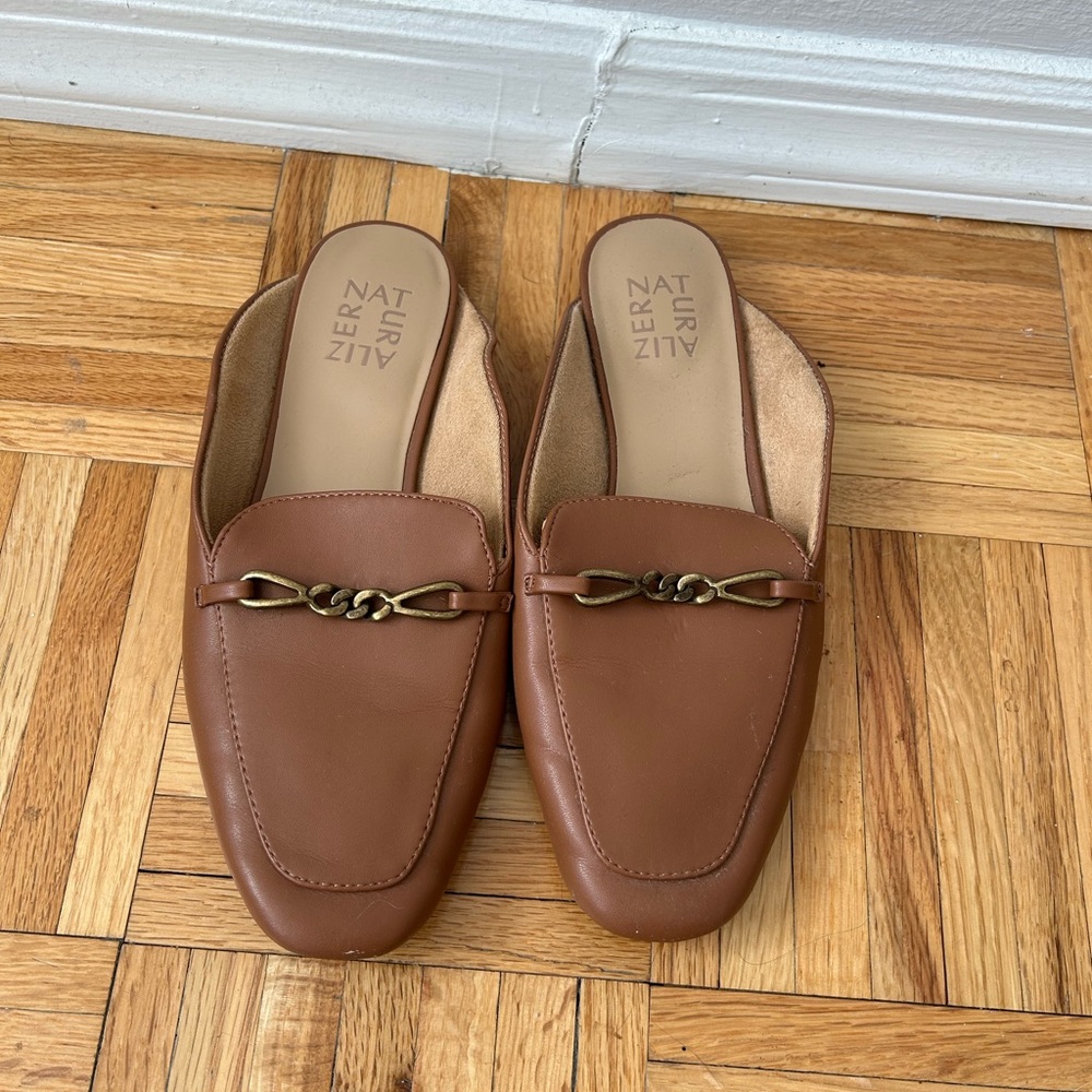 Naturalizer Tan Mules